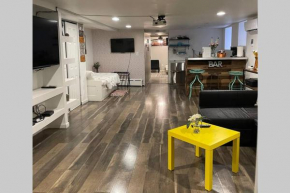 DERIVE - Brooklyn Nook Your home away from home